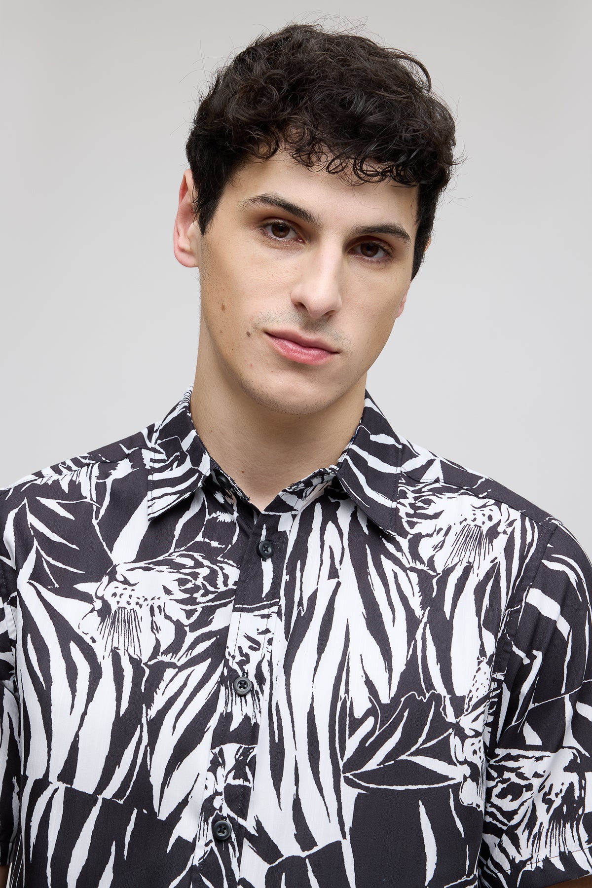 Safari Black And White Men's Resort Shirt