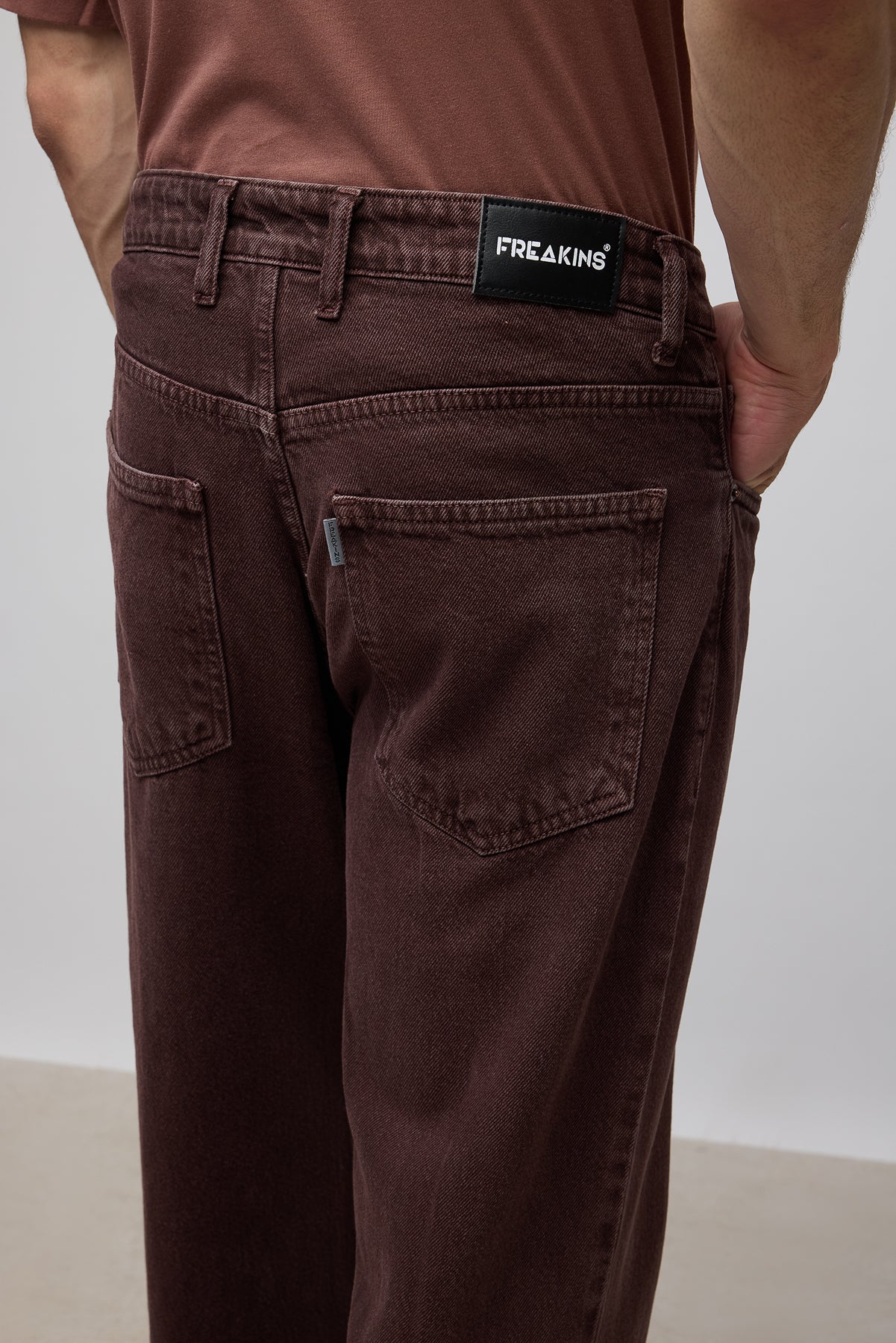 Earthy Men's Straight Jeans