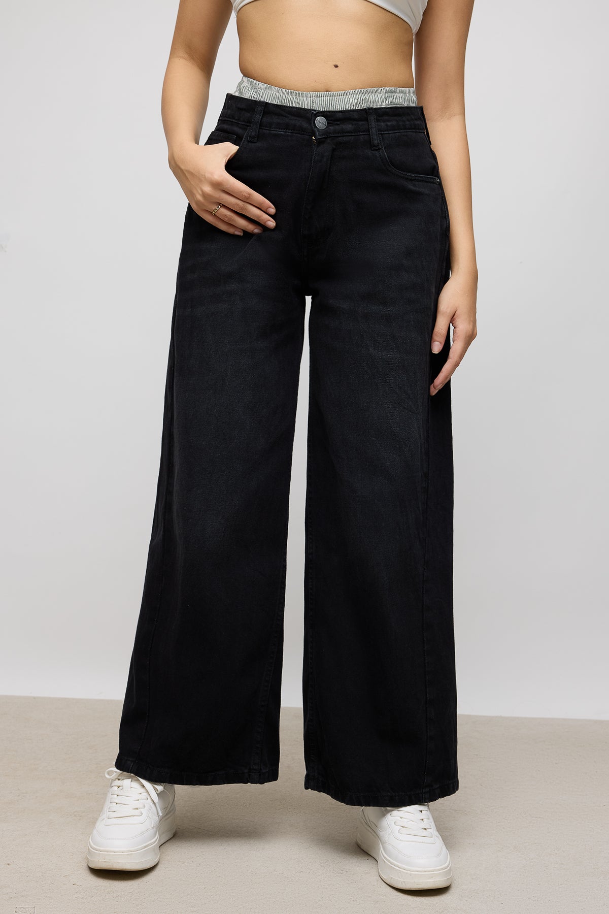 Wide Leg Black Boxer Jeans