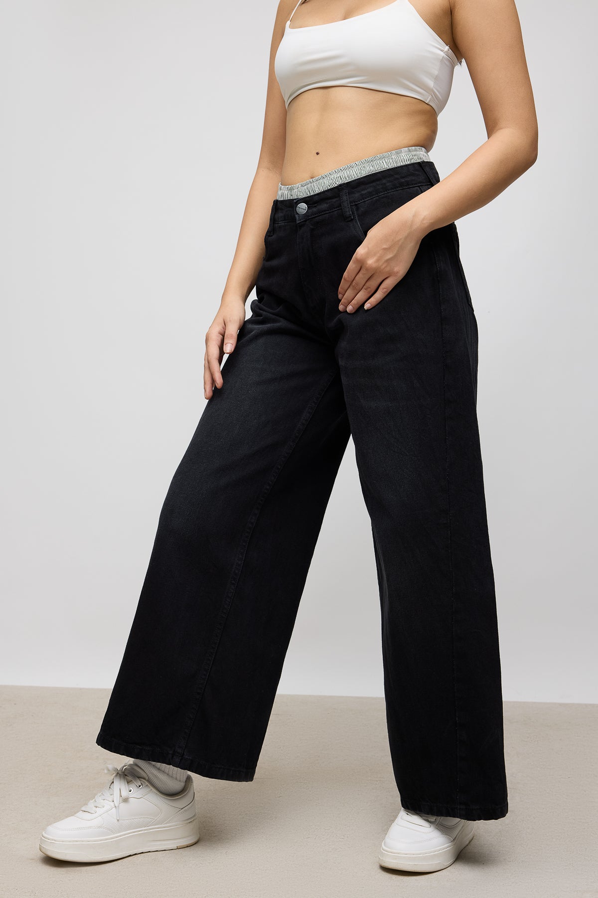 Wide Leg Black Boxer Jeans