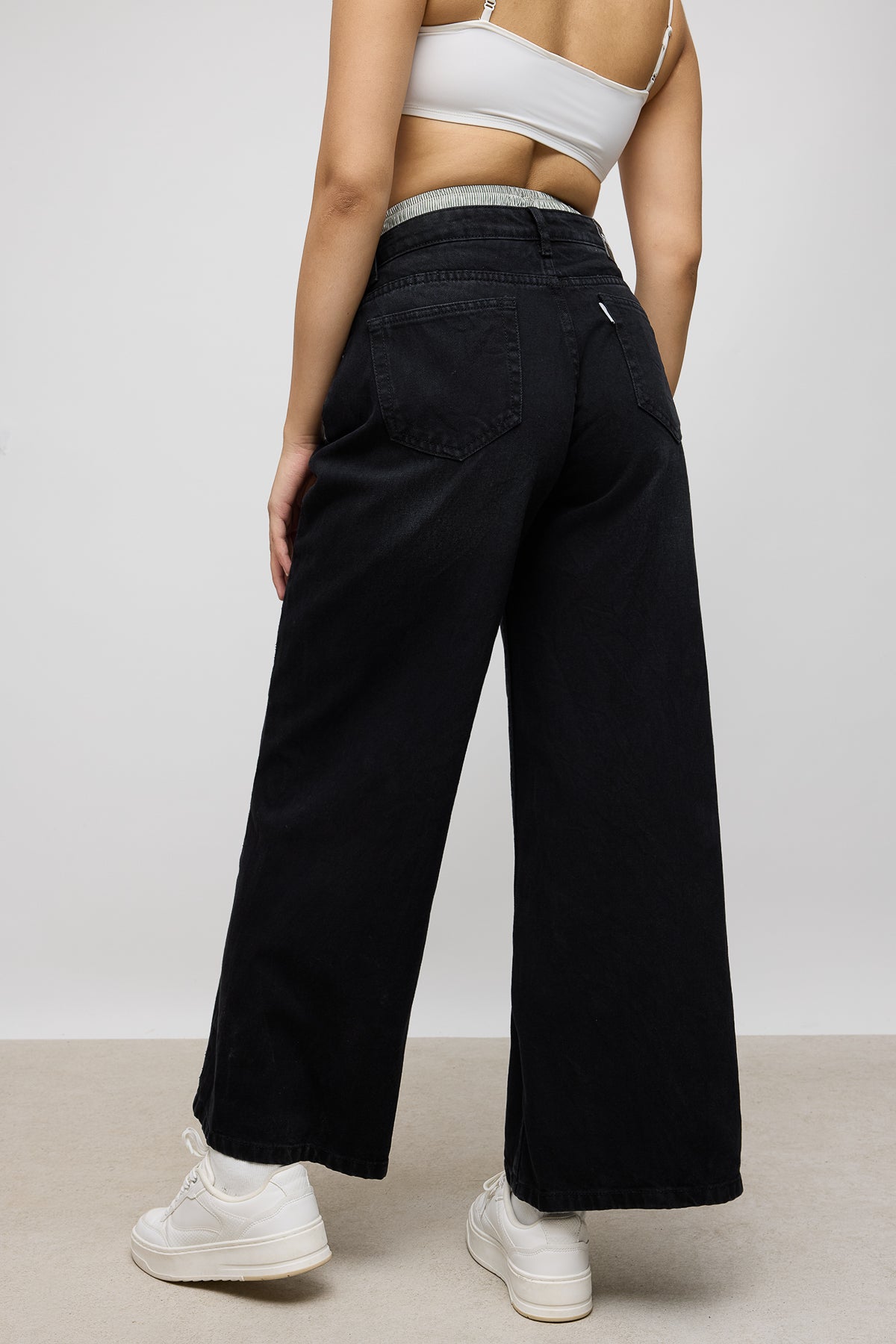 Wide Leg Black Boxer Jeans