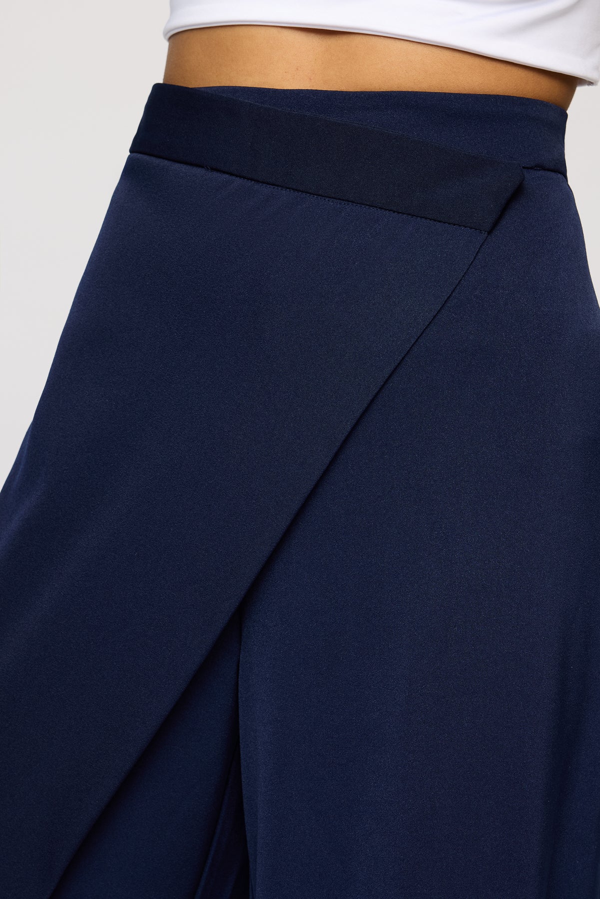 Navy Peony Pareo Korean Pants