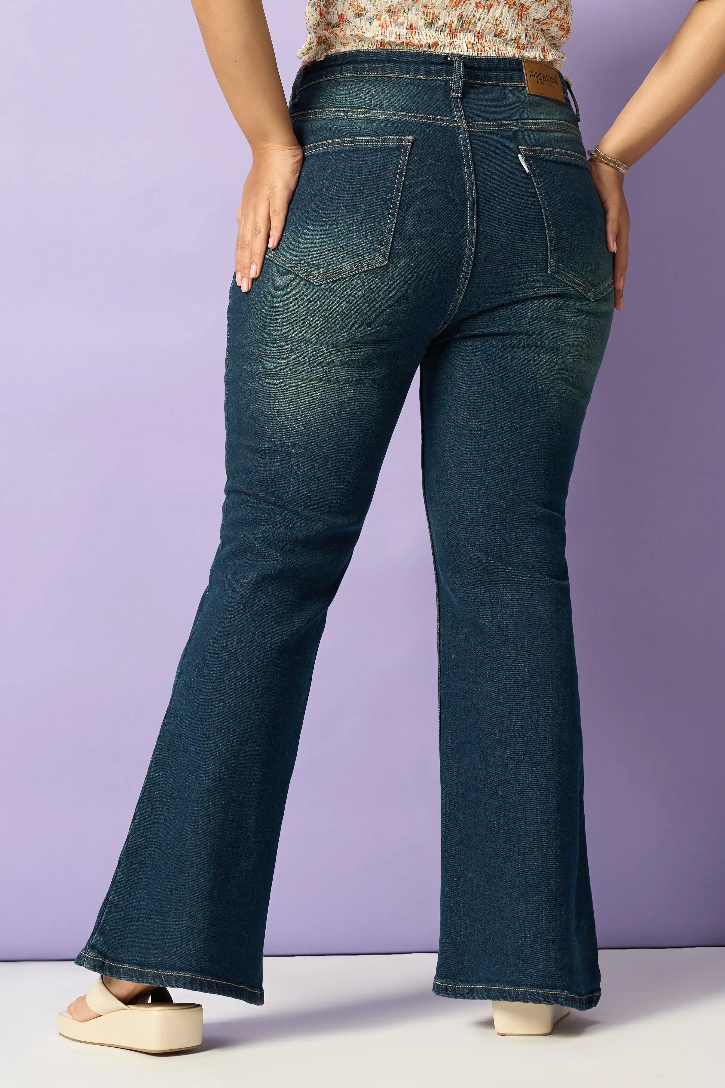 Dreamy Blue Curve Bootcut Jeans