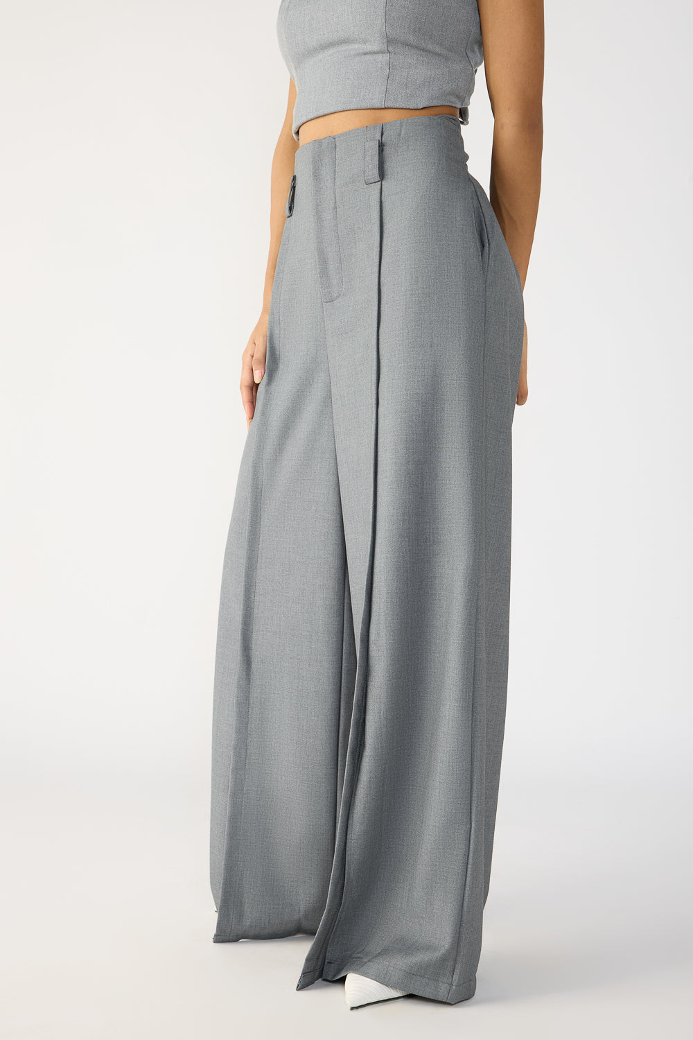 Slubbed Grey Front Slited Korean Pants