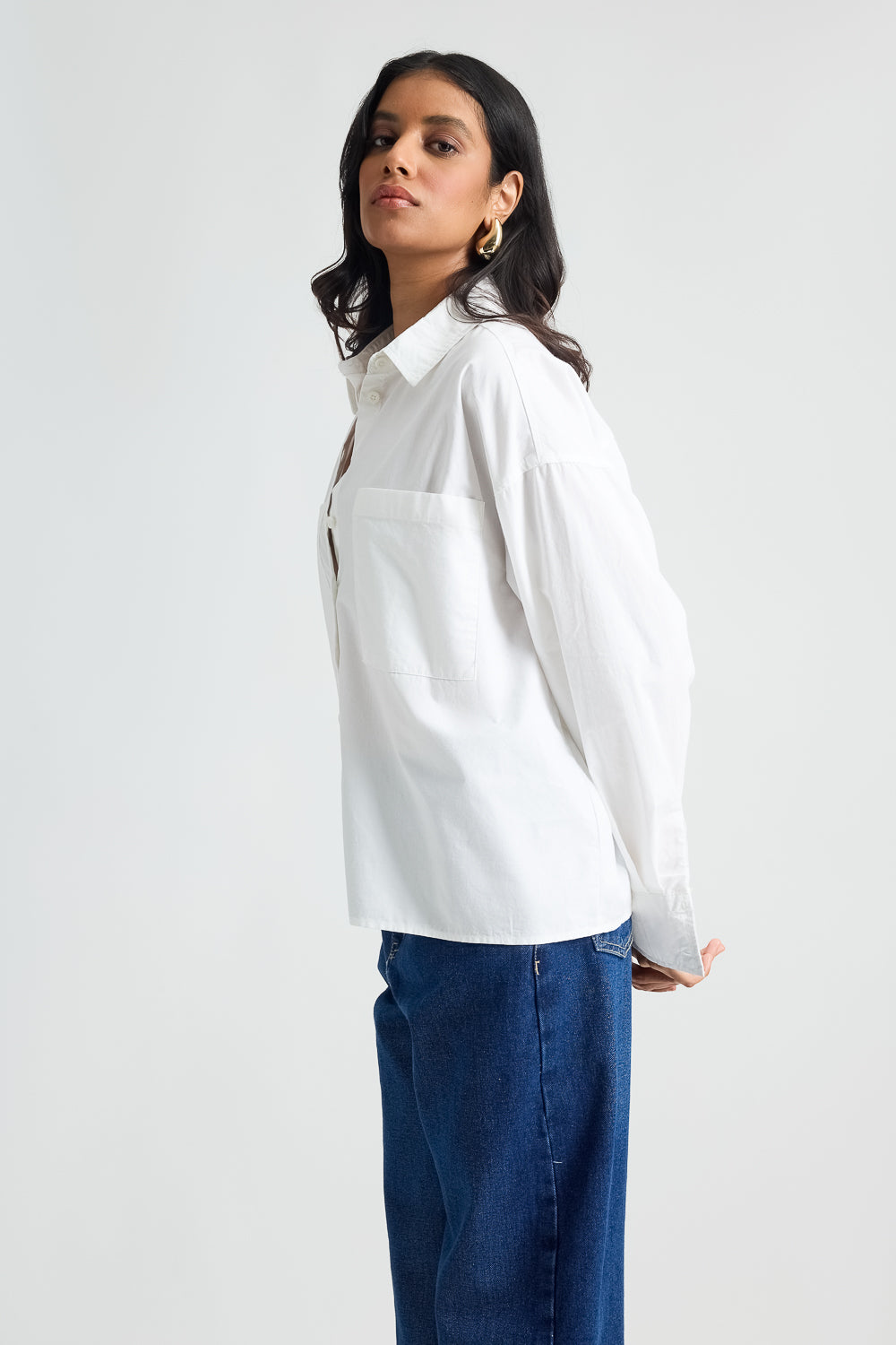 WHITE OVERSIZED SHIRT Stylish Comfortable FREAKINS
