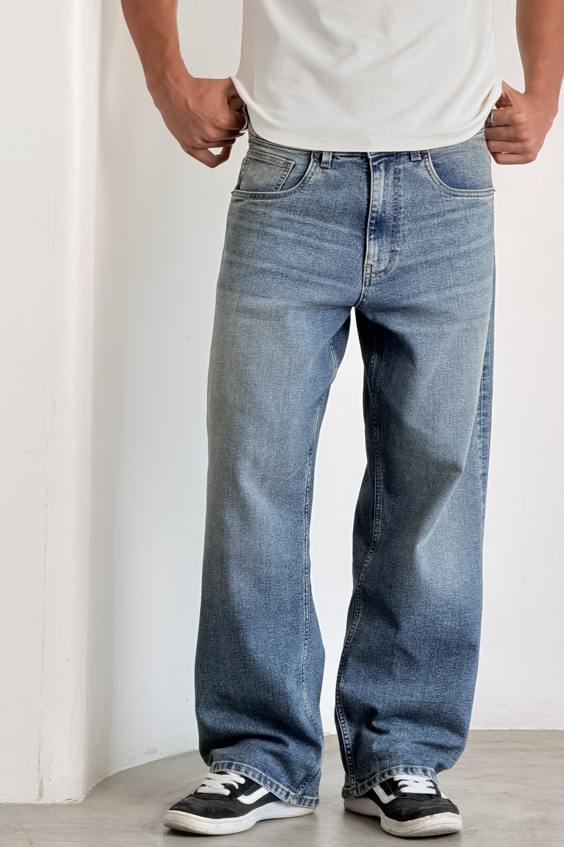 The Classic Archive Baggy Jeans