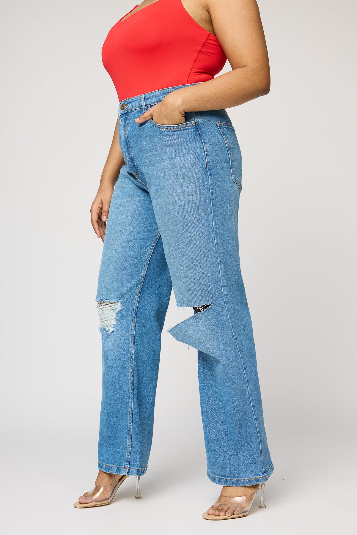 Knockout Knee Distressed Curve Wide Leg Jeans