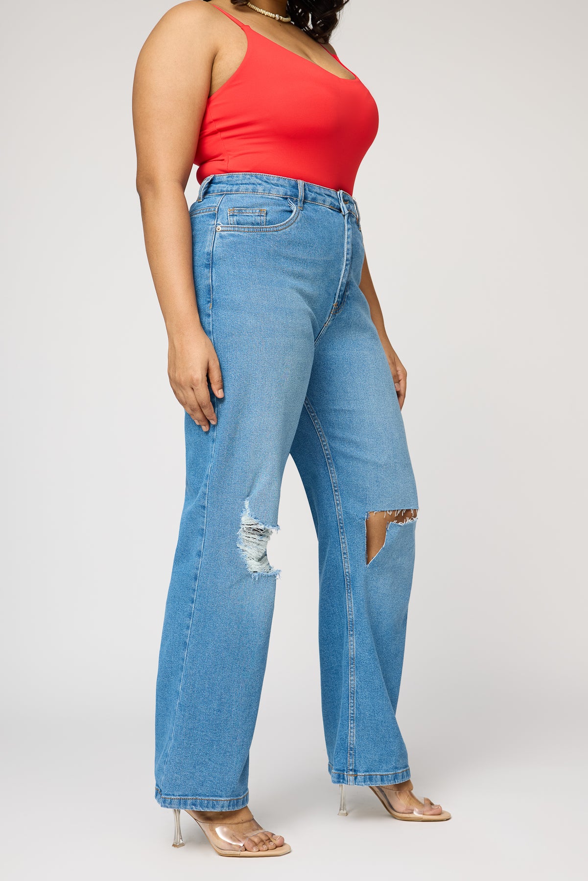 Knockout Knee Distressed Curve Wide Leg Jeans