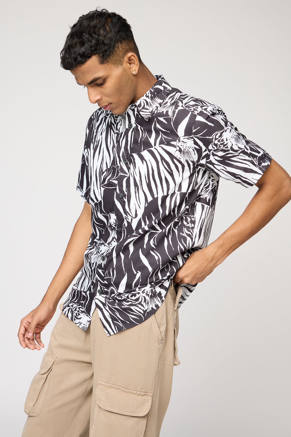 Urban Jungle Black & White Men's Resort Shirt