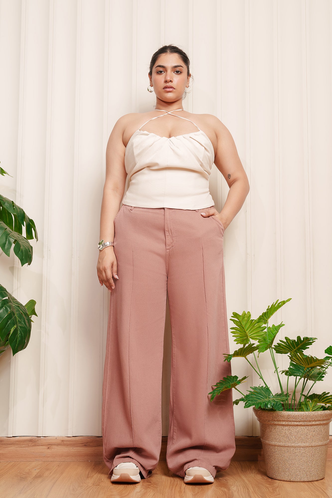 Dusky Blush Curve Pintuck Straight Jeans