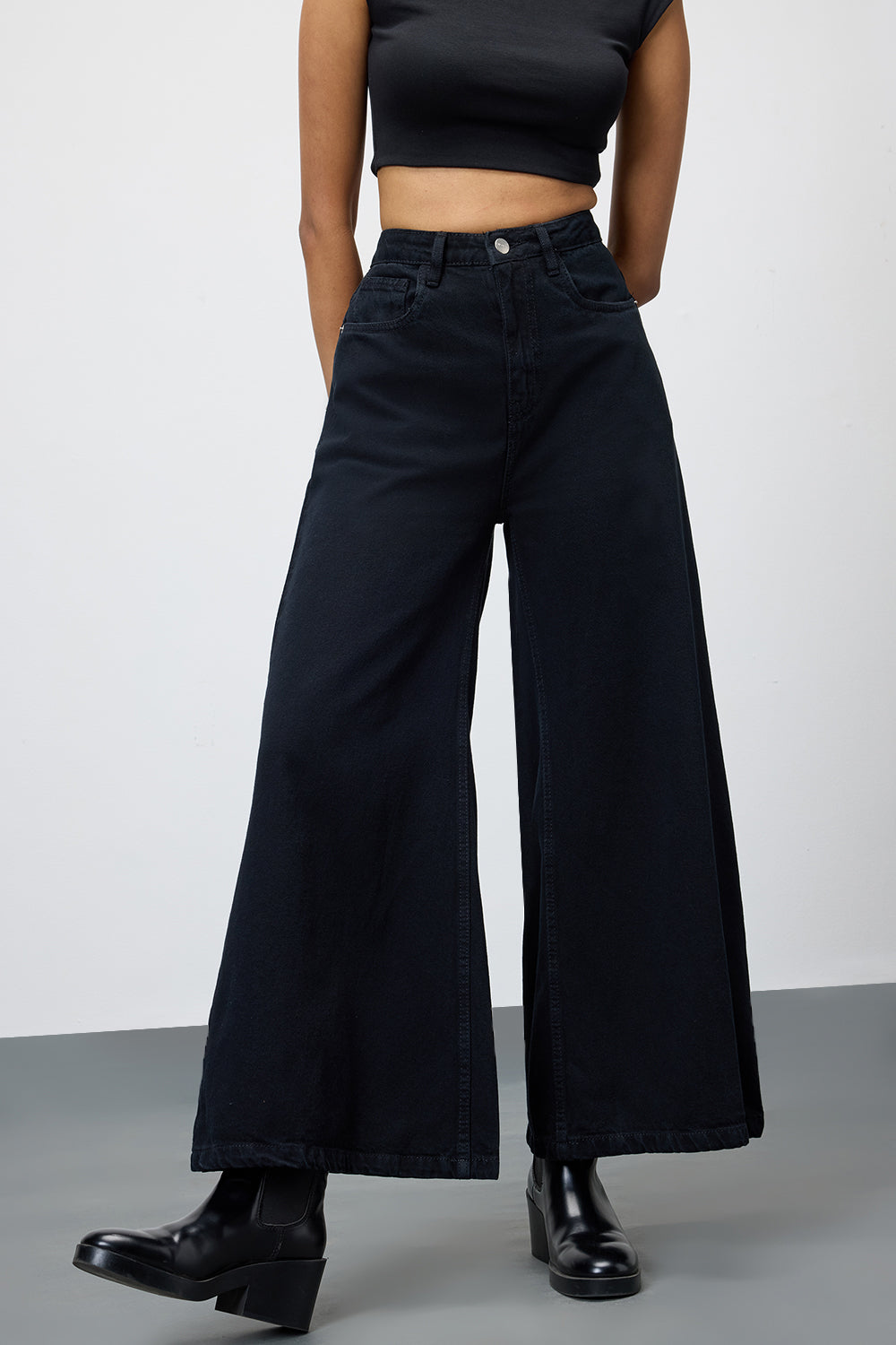 Raven Women's Bell Flare Jeans