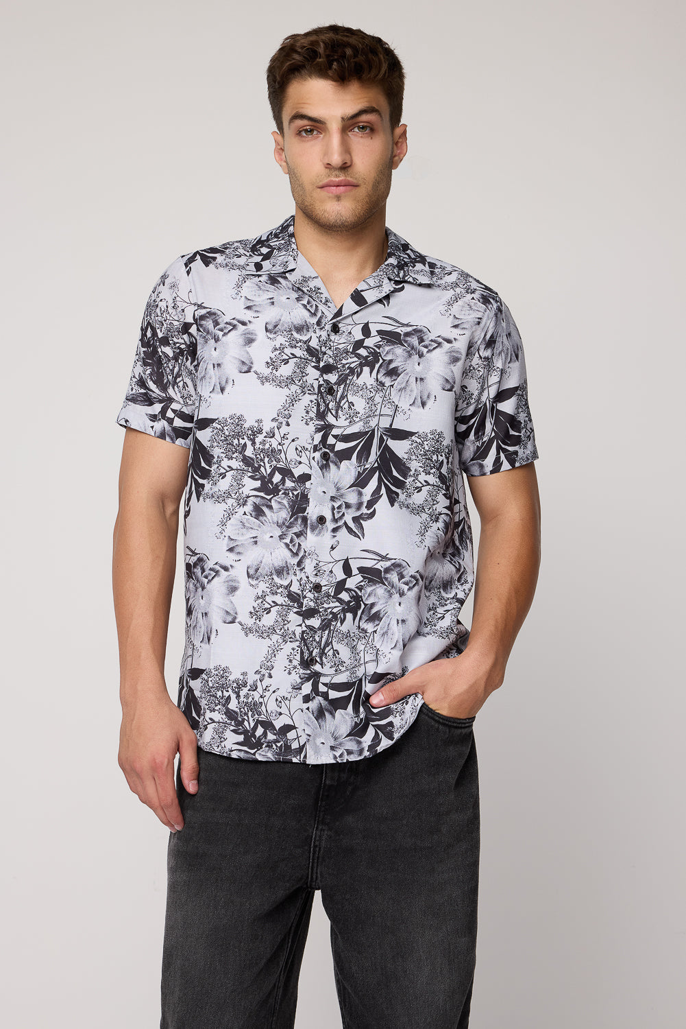 Grey Tropical Printed Men's Casual Shirt