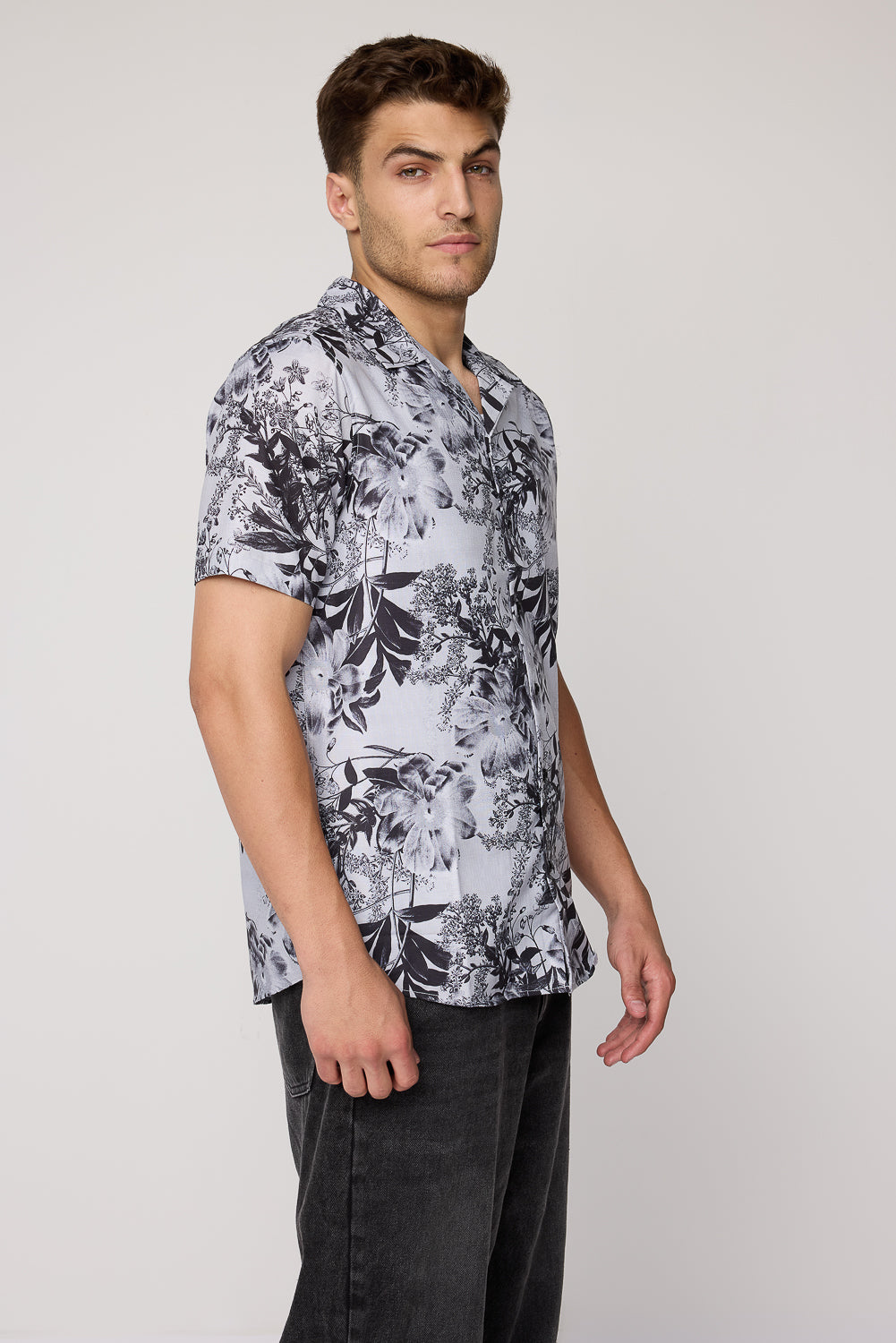 Grey Tropical Printed Men's Casual Shirt