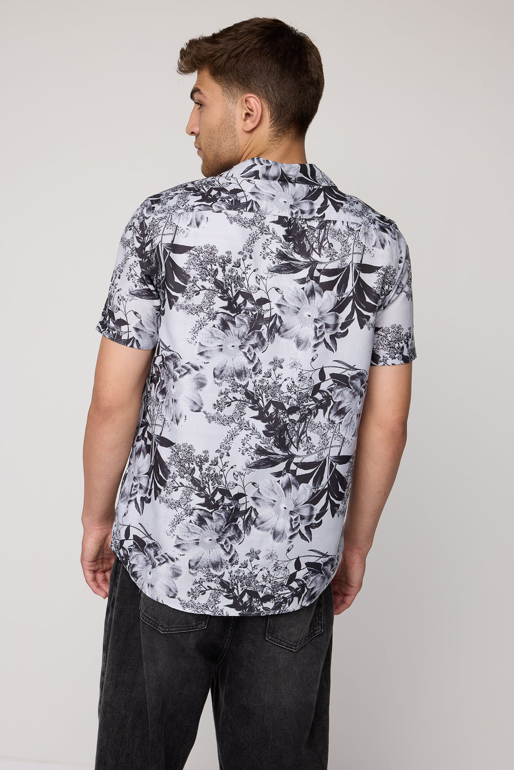 Grey Tropical Printed Men's Casual Shirt