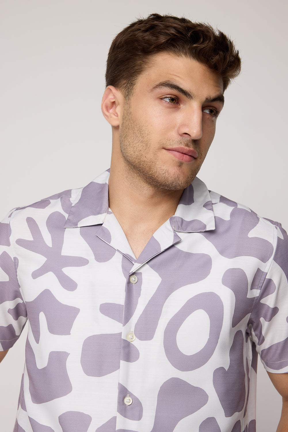 Plum Beachy Printed Men's Relaxed Shirt