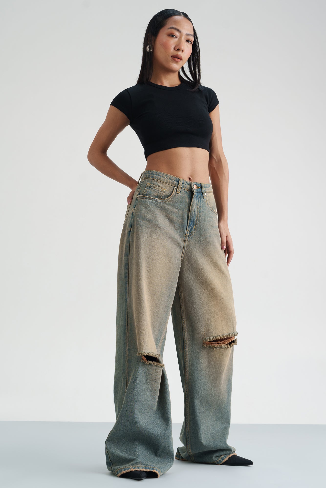 Canyon Style Super Wide Distressed Flare Jeans