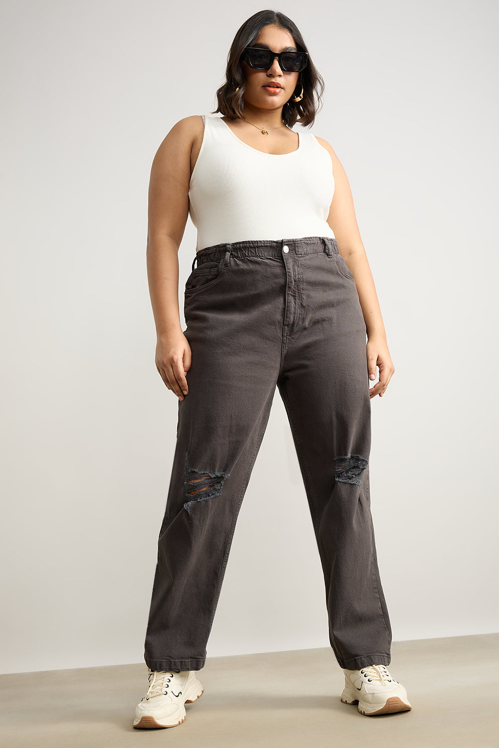 OLIVE GREEN DISTRESS MOM JEANS