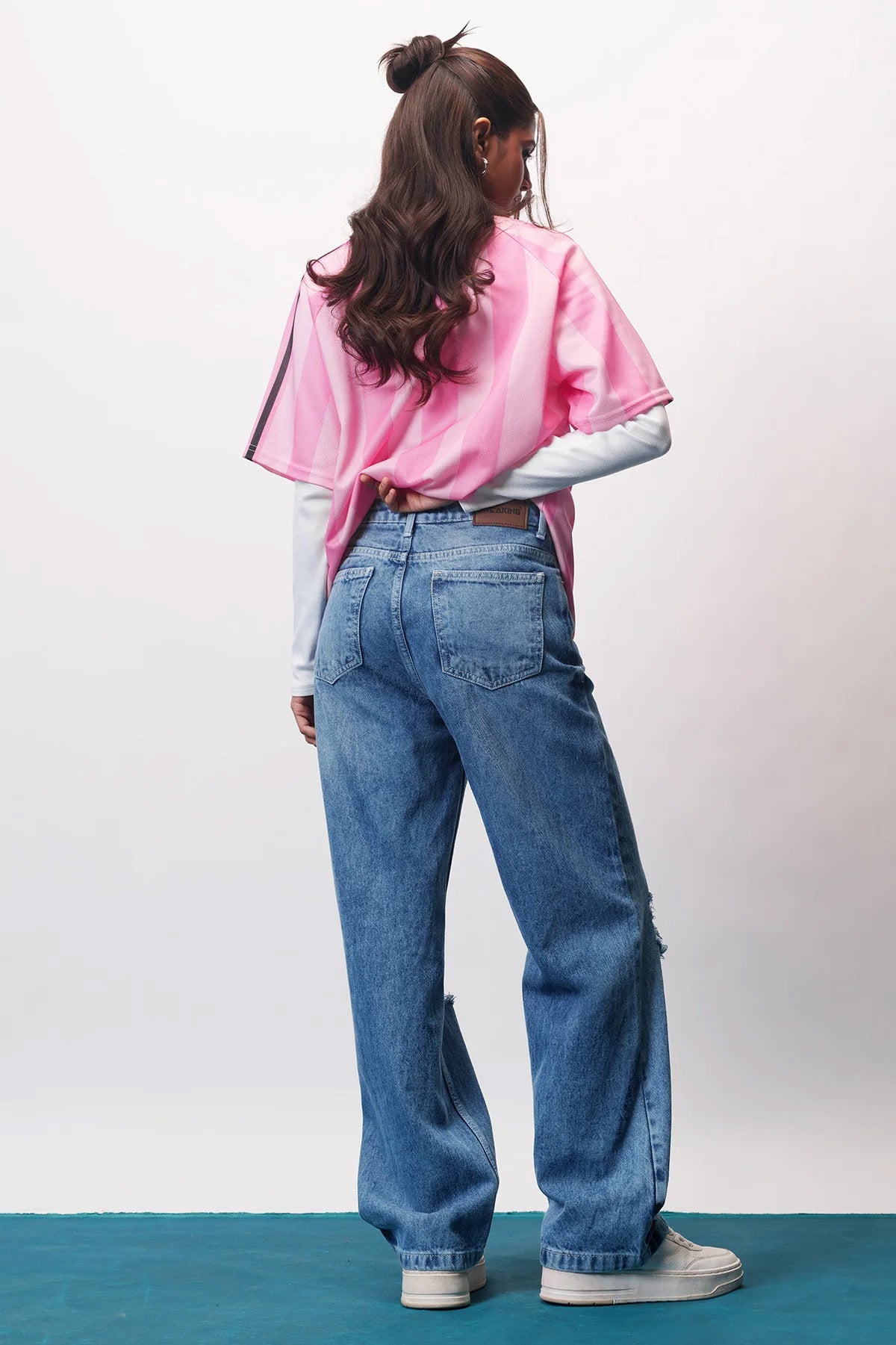 Chill Blue Ripped Women's Straight Jeans