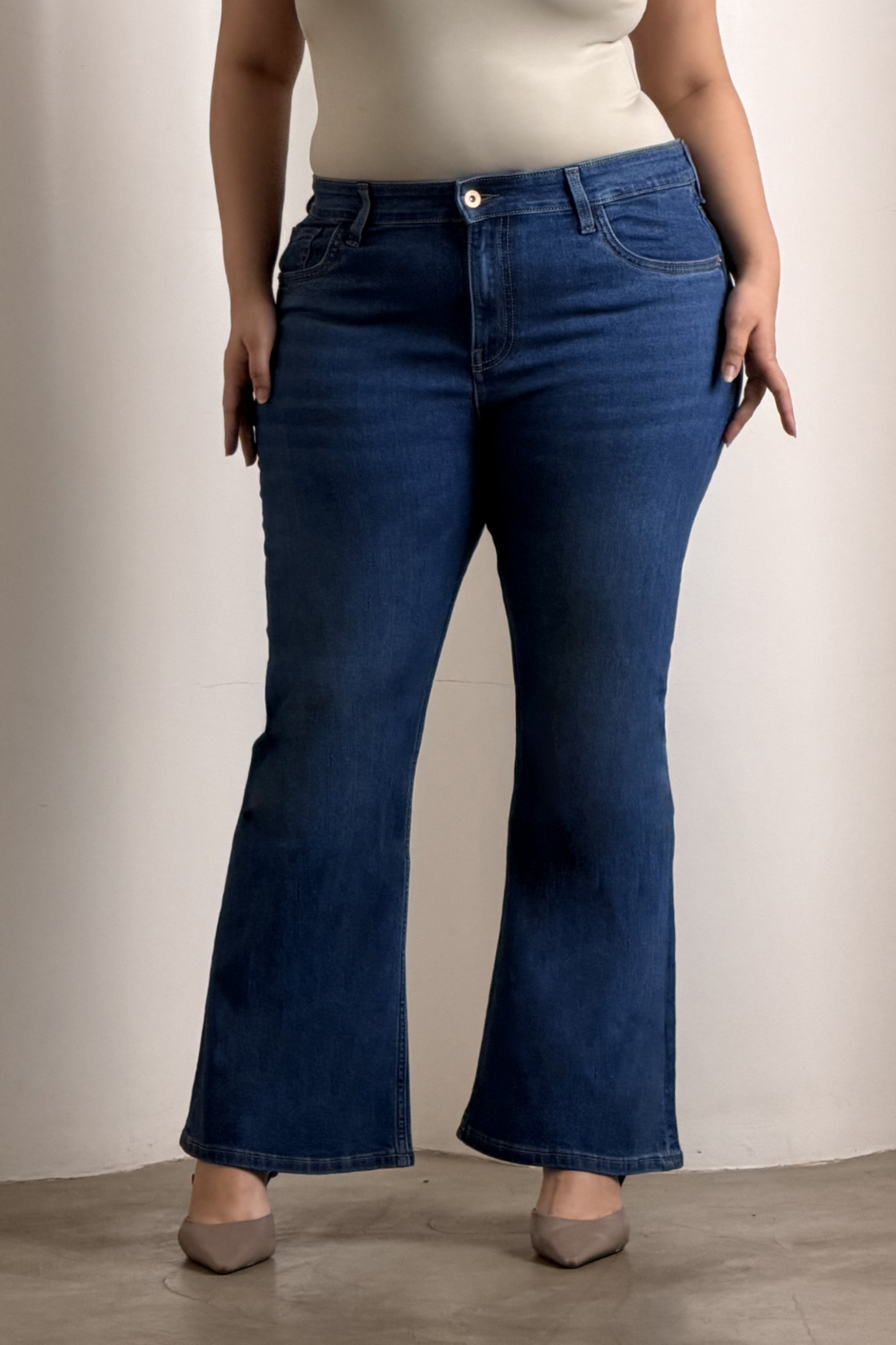 It's Giving High Stretch Bootcut Jeans