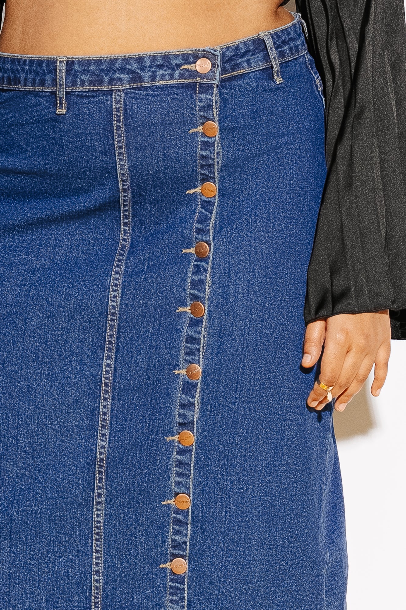 Button Detailed Slit Denim Skirt — YELLOW SUB TRADING