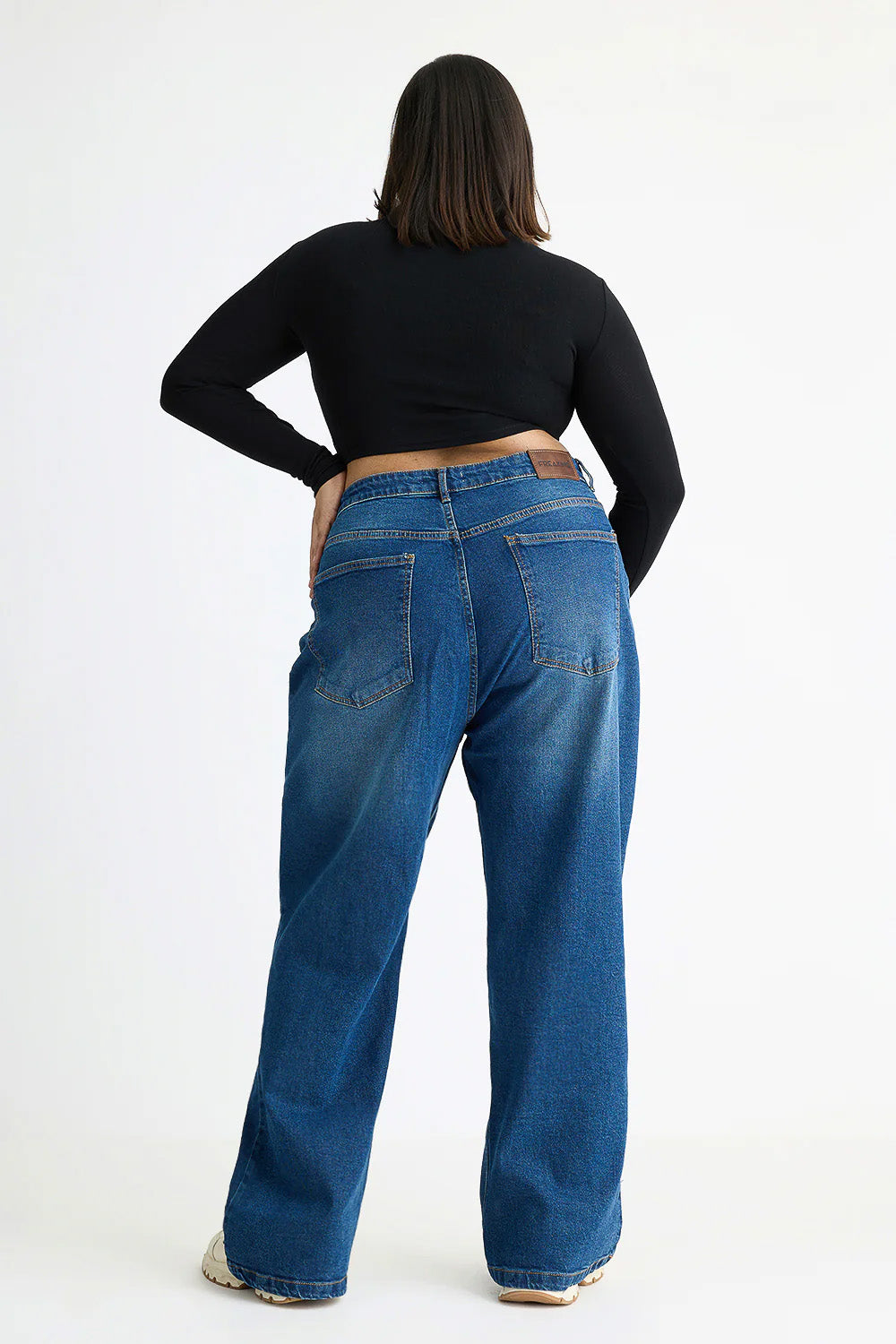 Curve Carbon Blue Knee Distressed Wide Jeans