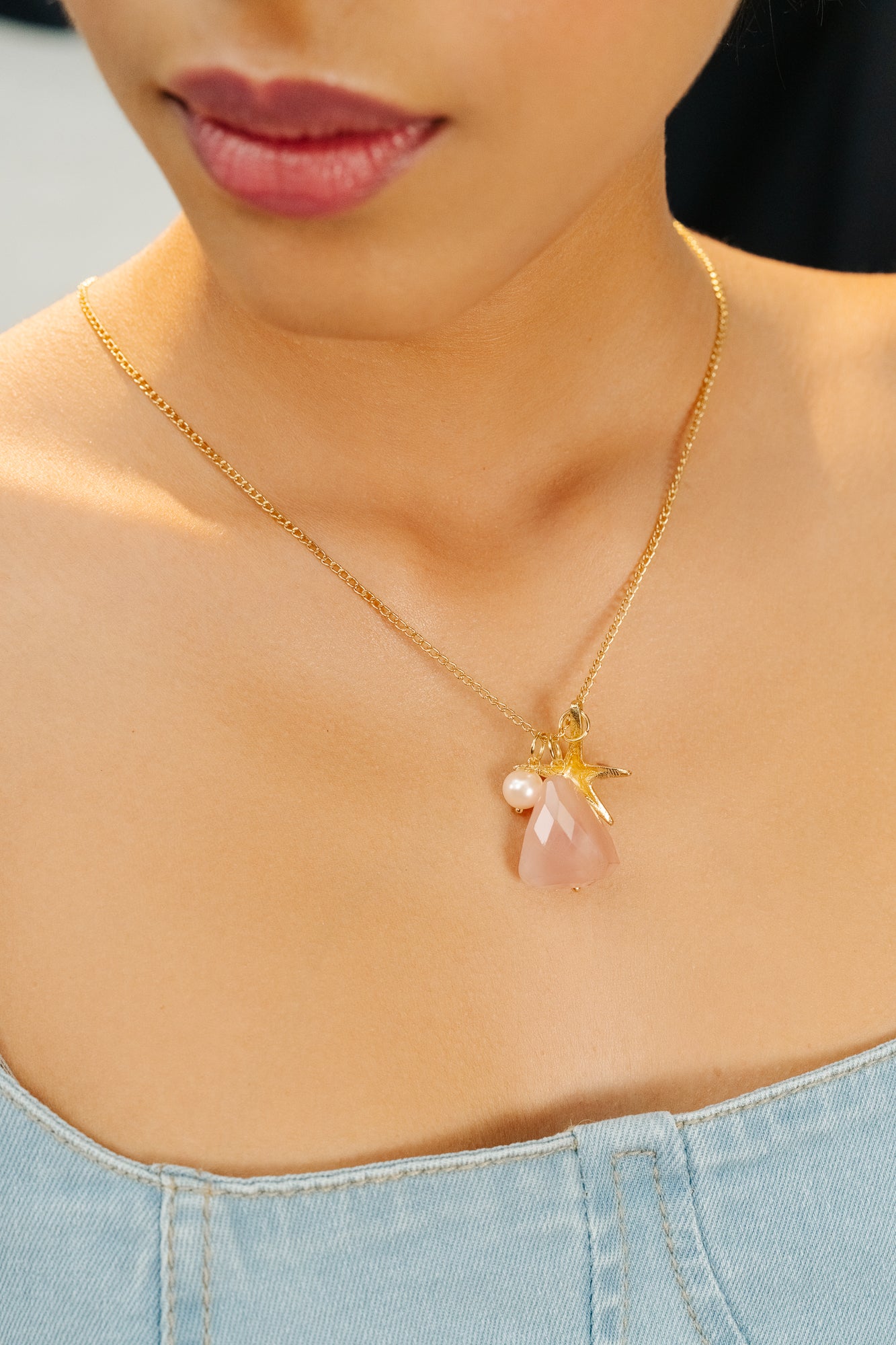 ROSE QUARTZ NATURAL STONE NECKLACE WITH STARFISH & PEARL CHARM