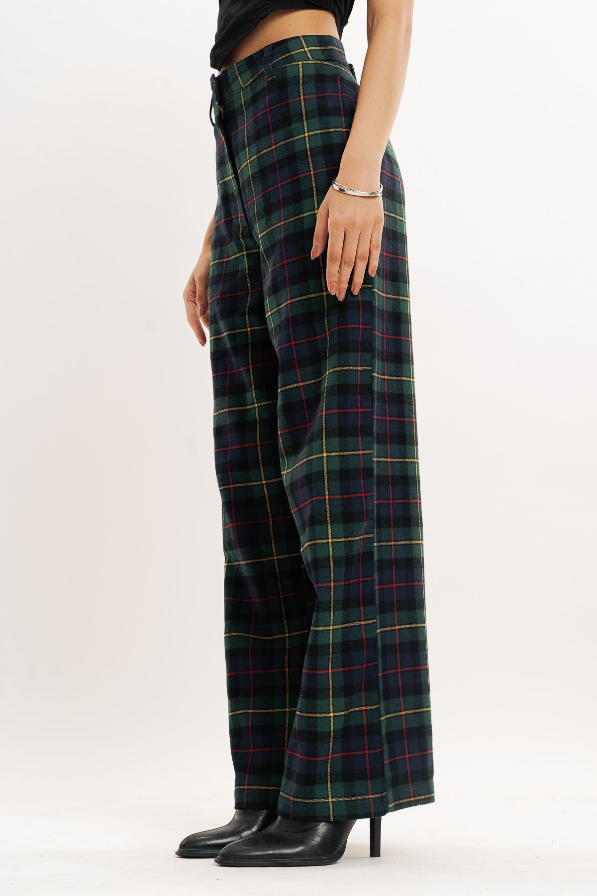 GREEN AND NAVY BLUE CHECKERED STRAIGHT FIT PANT