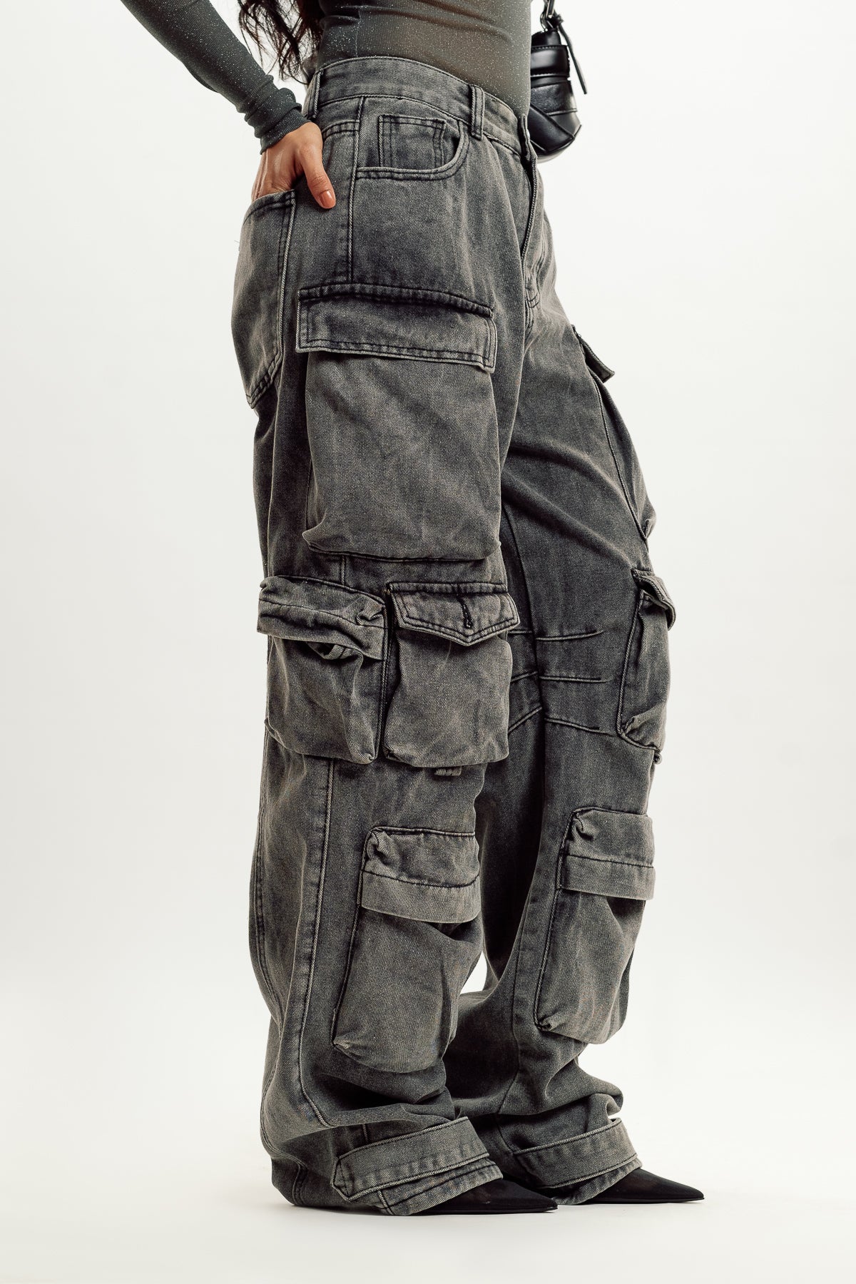 CHARCOAL STREET STYLE CARGO JEANS