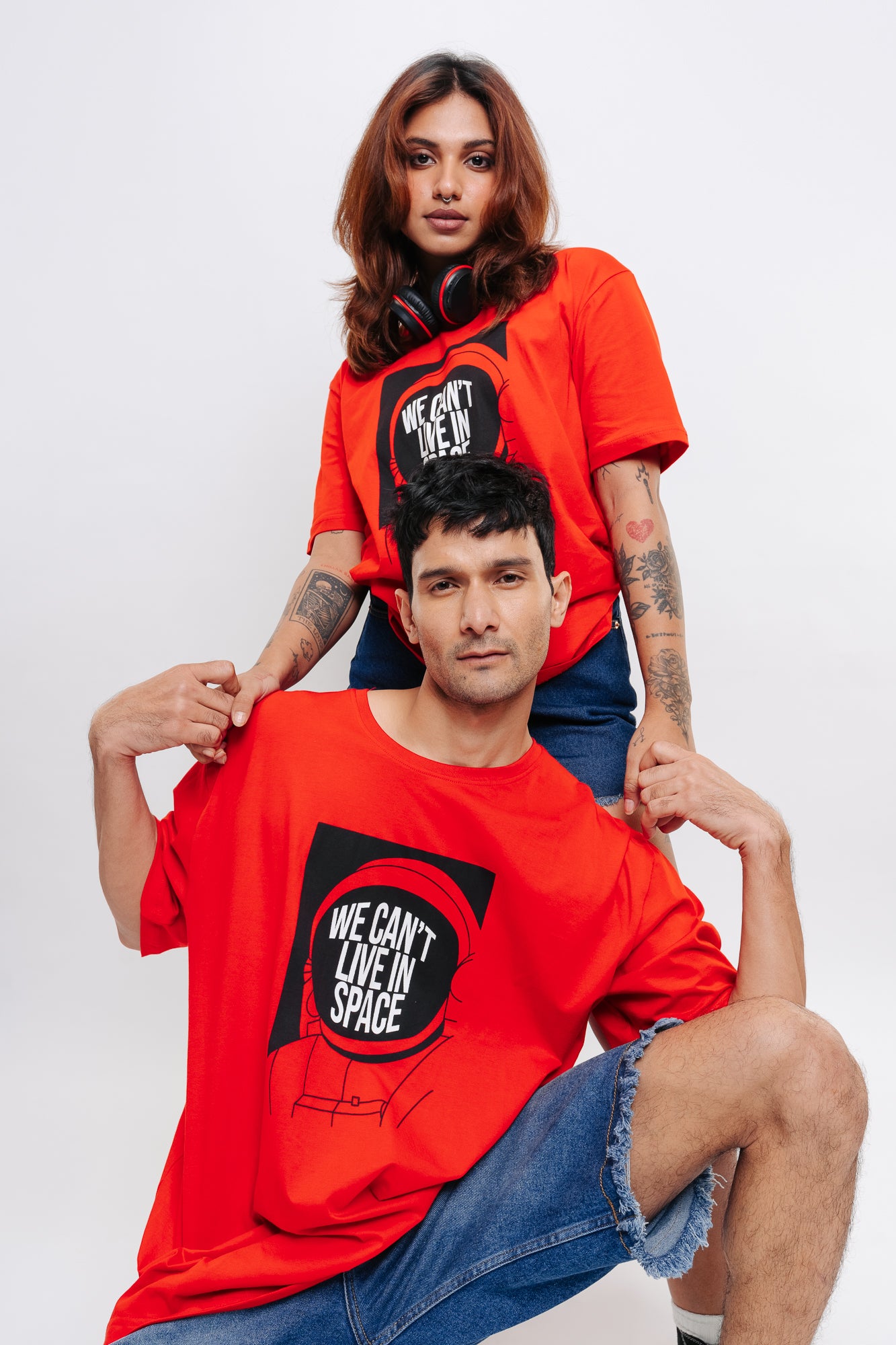 RED SPACE MEN'S OVERSIZED TEES