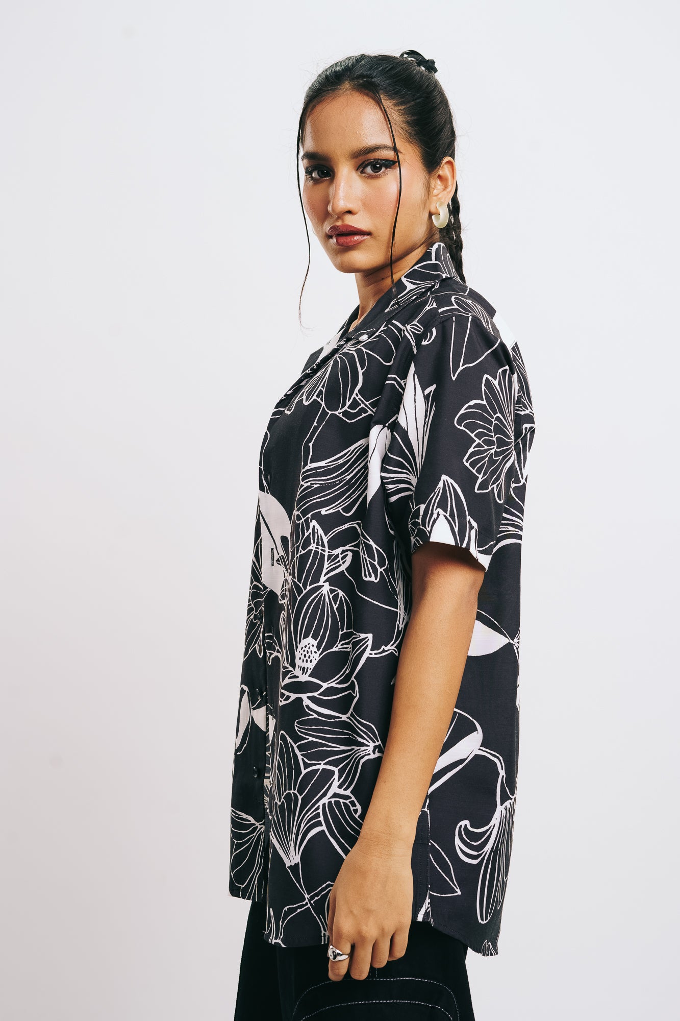 WOMEN'S ABSTRACT FLORAL SHIRT