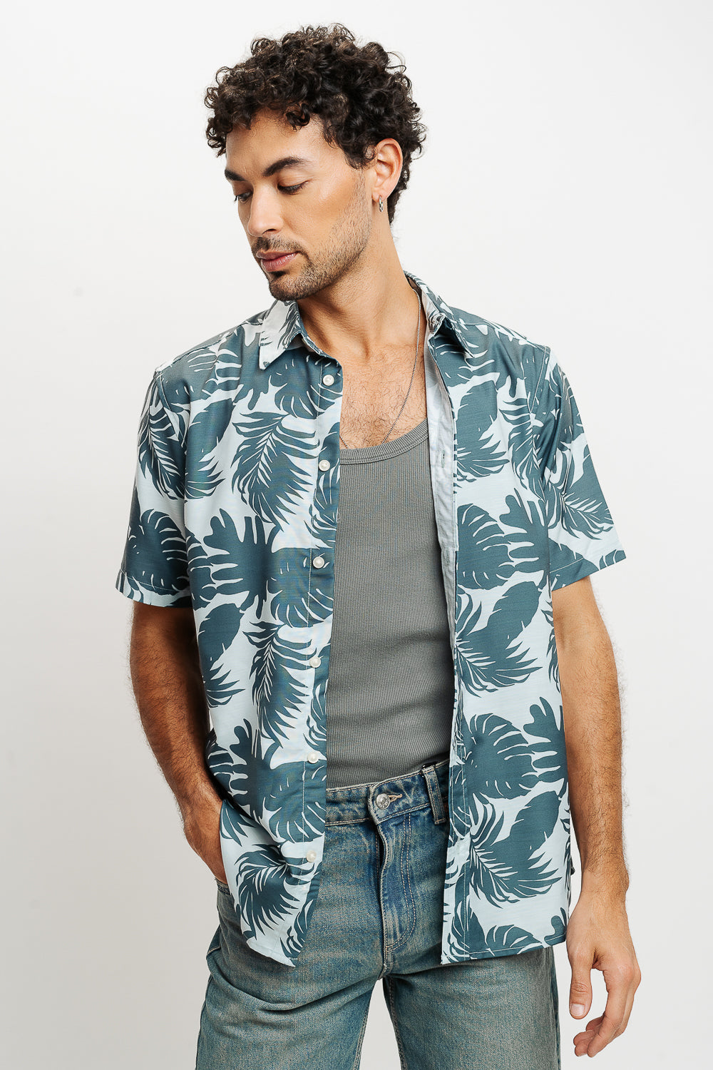 GREEN PALM PRINT MEN'S RESORT SHIRT