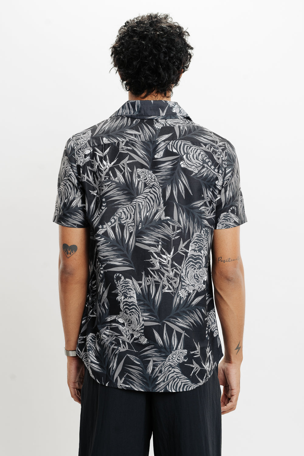 Black Tiger Men's Resort Shirt