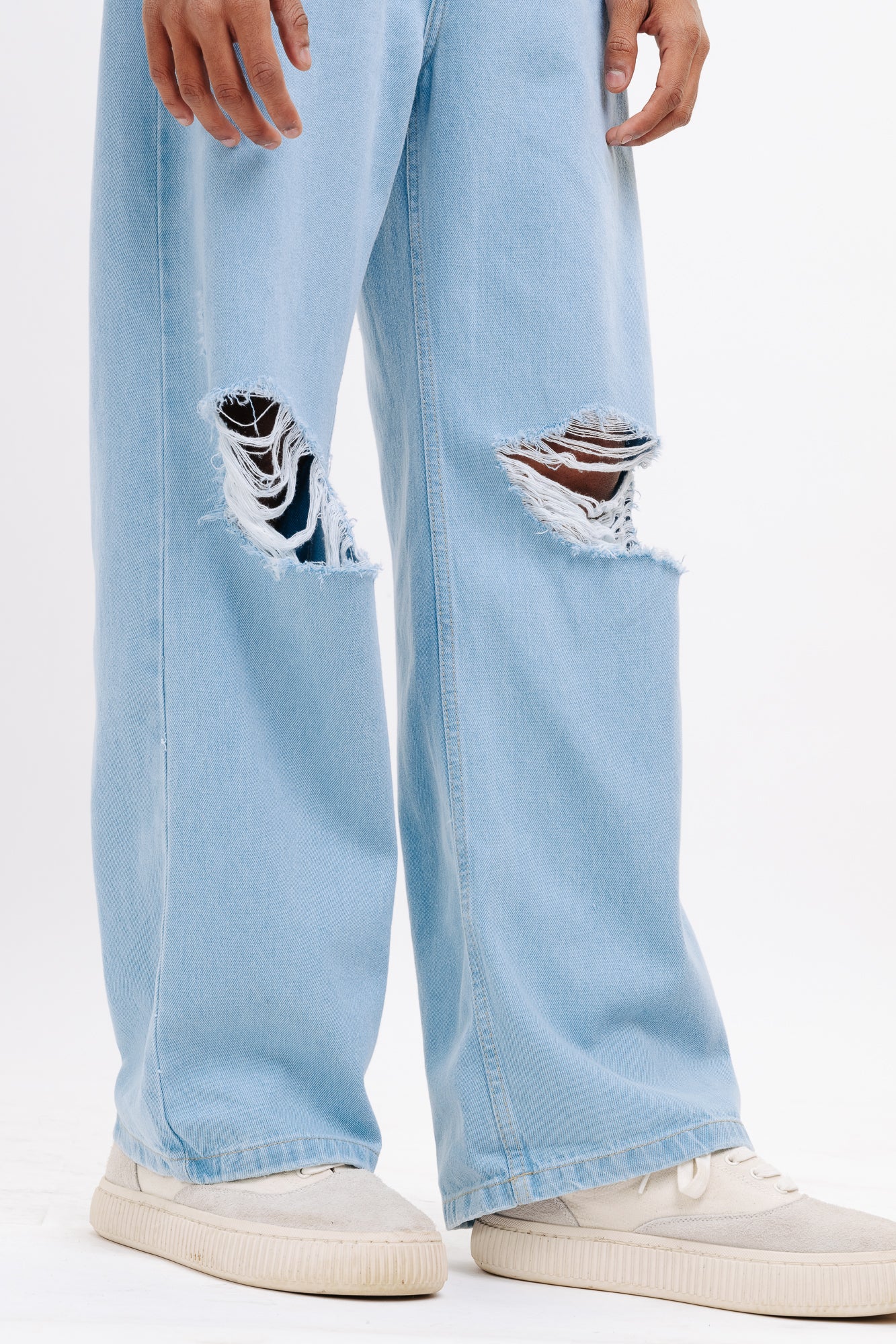 Bershka WIDE - Flared Jeans - light blue denim/light-blue denim