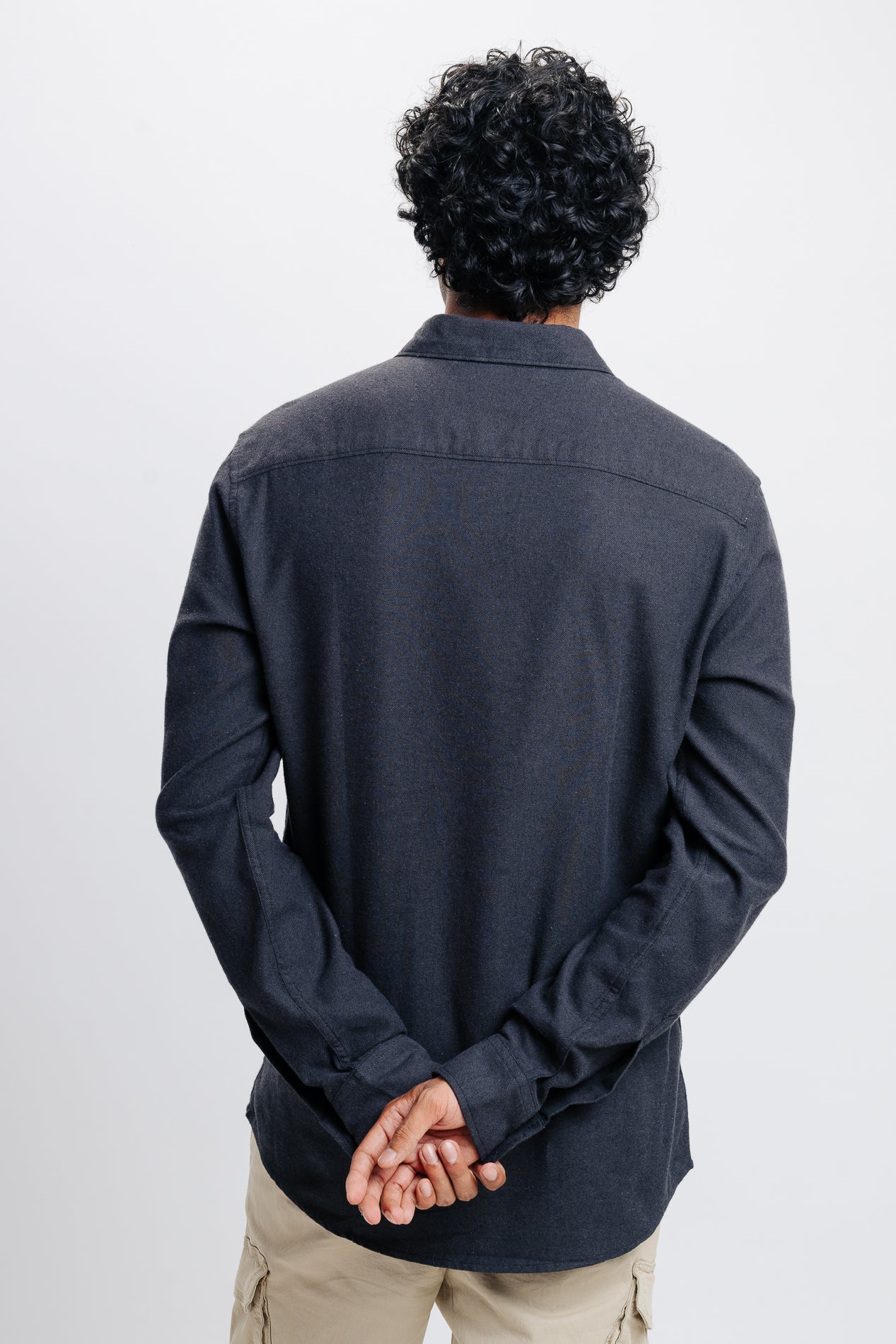 MEN'S CHARCOAL SOLID SHIRT