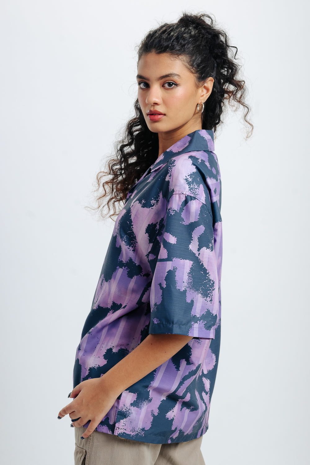 Black Currant Print Women's Resort Shirt