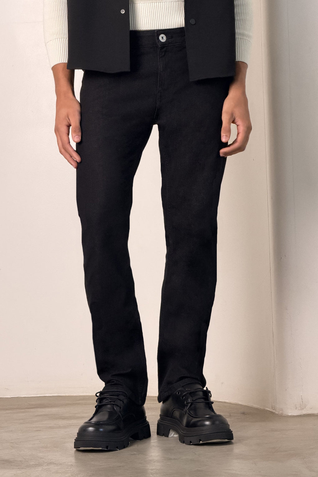 Straight Jeans