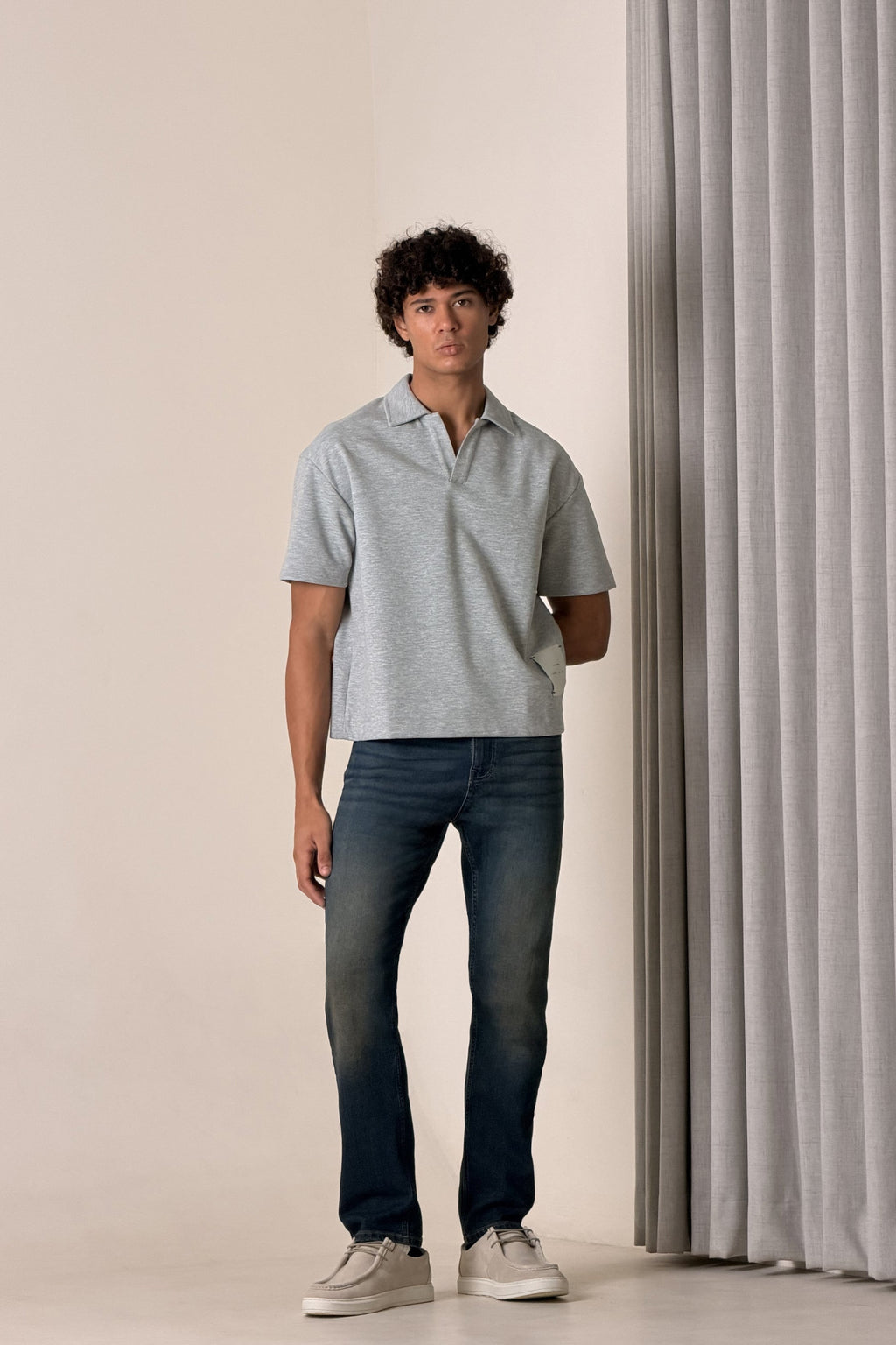 Straight Jeans