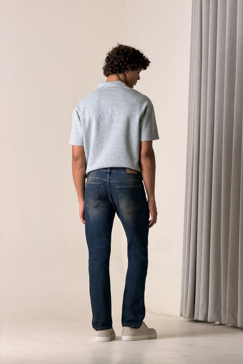 Straight Jeans