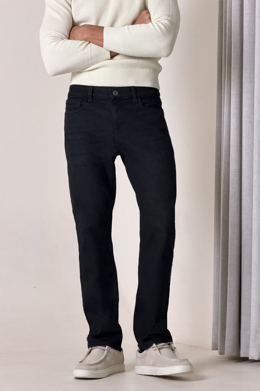 Straight Jeans