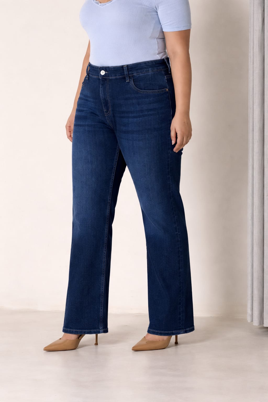 90's Basic Straight Jeans