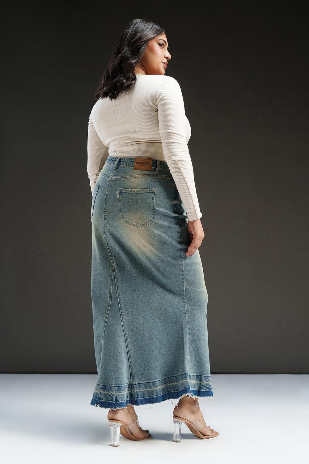 Antique Fade Curve Denim Mermaid Skirt