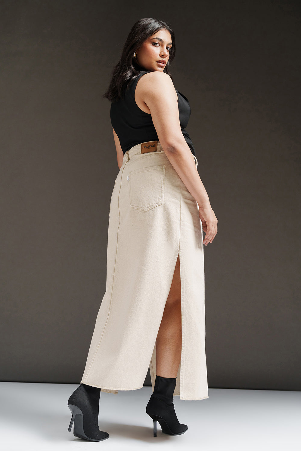 Vanilla Curve Denim Side Slit Maxi Skirt