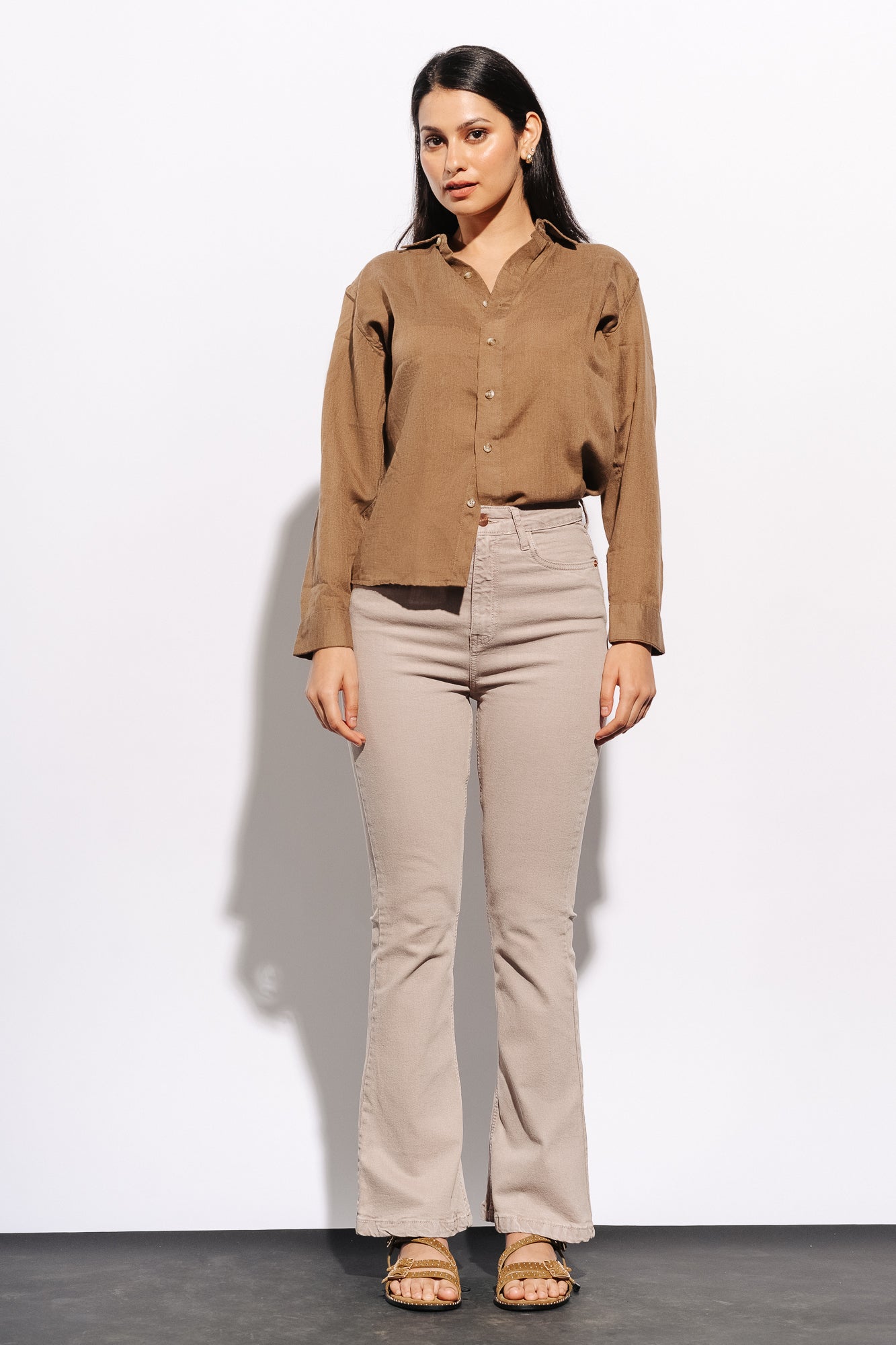 SOFT BEIGE BOOTCUT JEANS