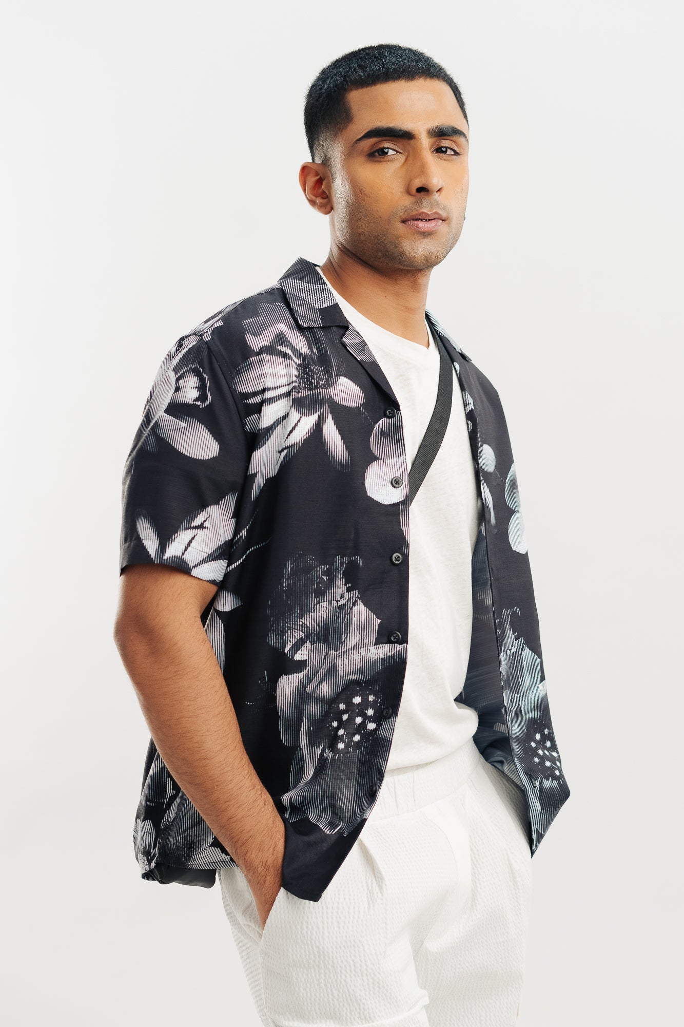 MONOCHROMATIC MEN'S MEADOW SHIRT