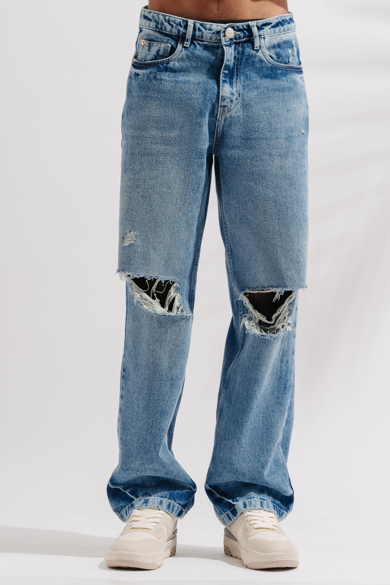 MEN'S KNEE RIPPED STRAIGHT JEANS