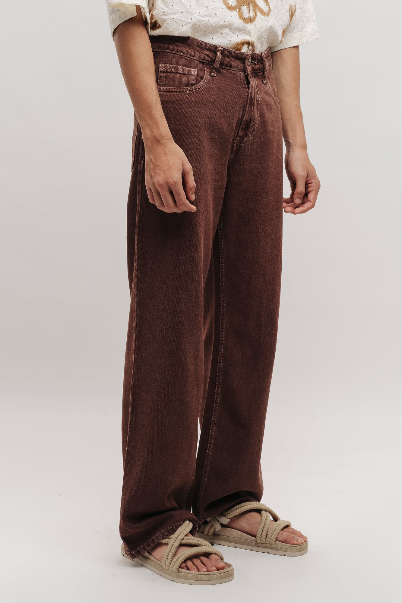CONTRAST BROWN MEN'S RELAXED STRAIGHT JEANS