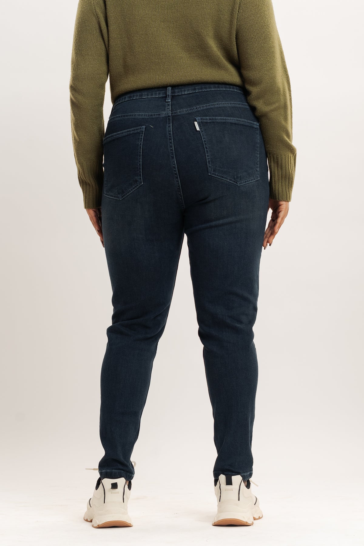 luvamia Womens Ripped Capri Jeans Slim Fit Skinny Stretch Destroyed Denim  Capri Pant for Women Size 2XL Fit Size 20 Size 22