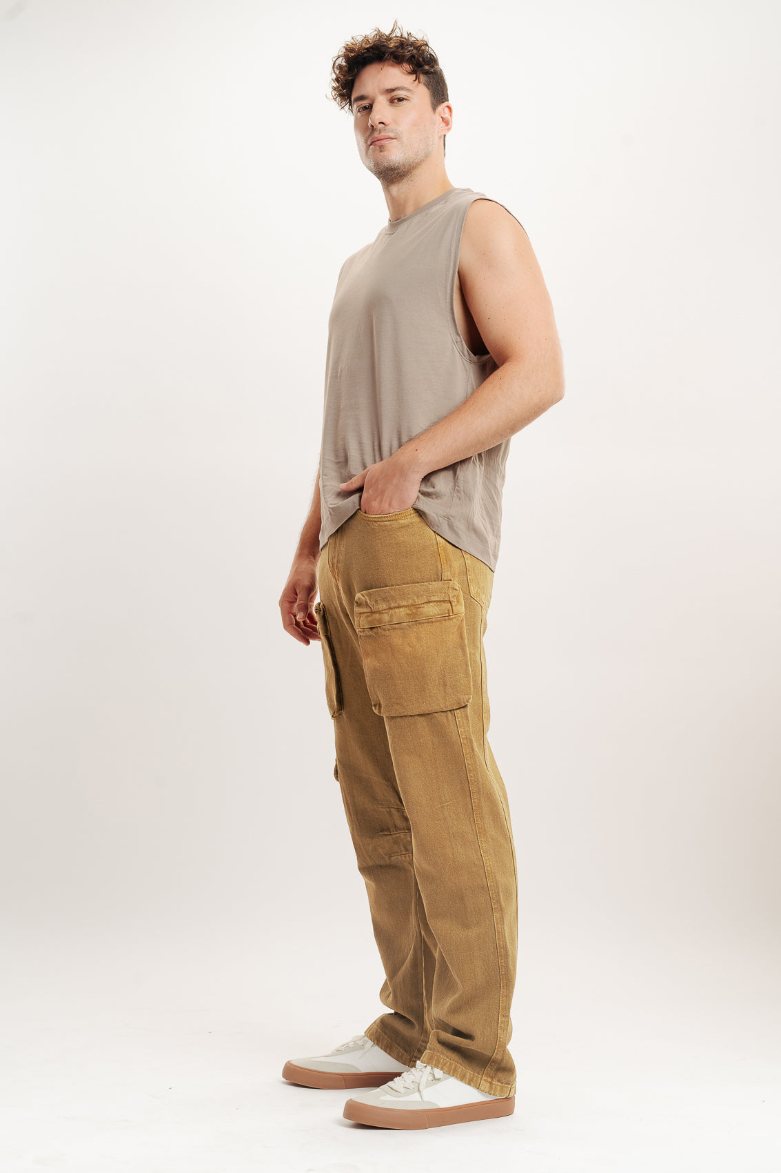 Men's Brown Straight Jeans