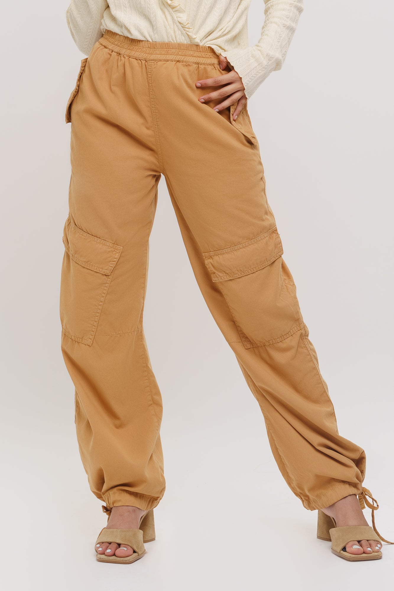 SAND TAPERED CARGO PANTS