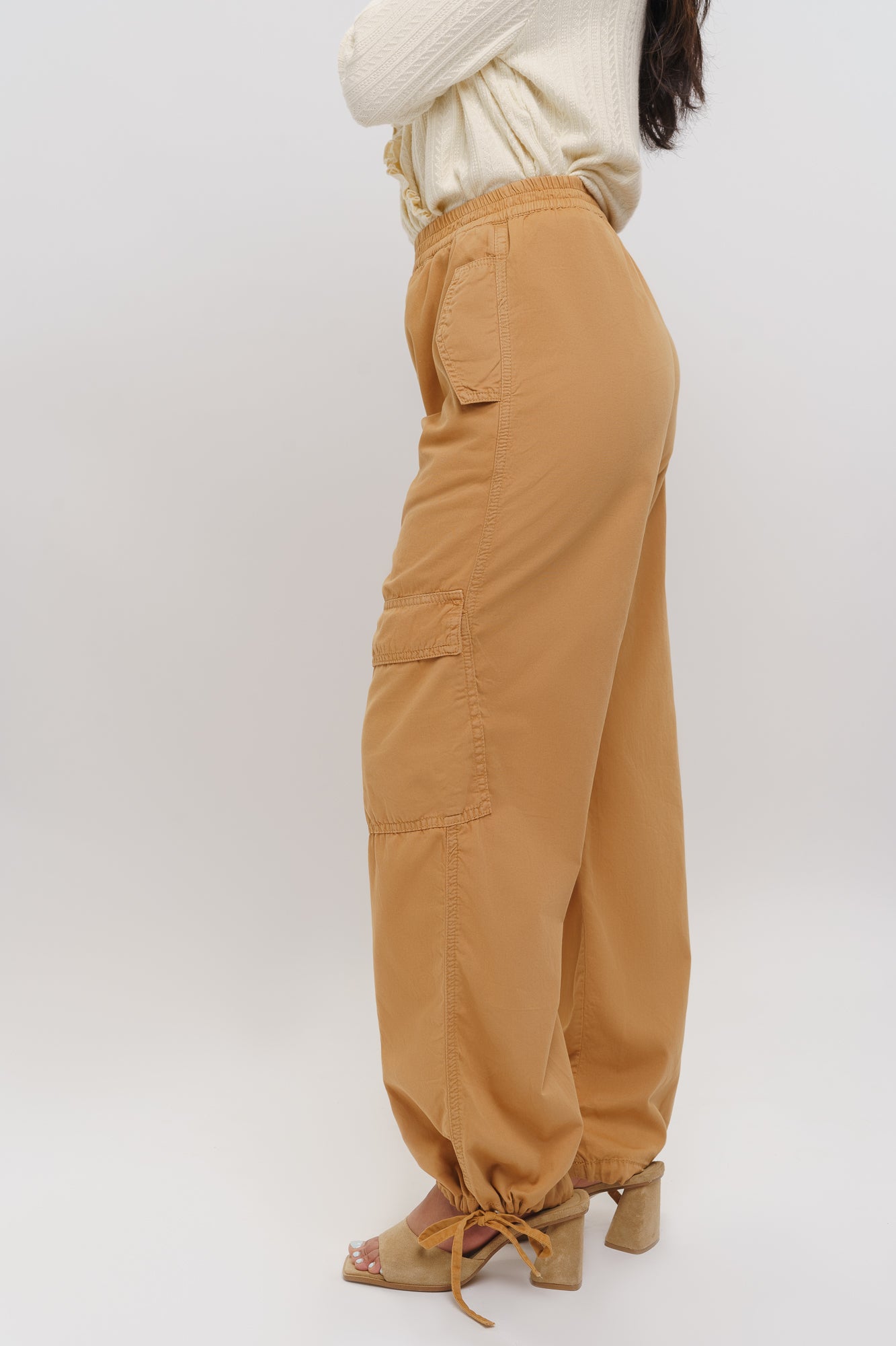 SAND TAPERED PANTS